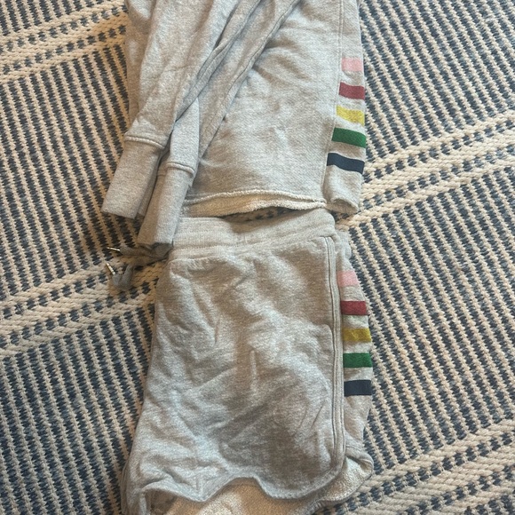 Sundry Striped Set - Picture 5 of 11